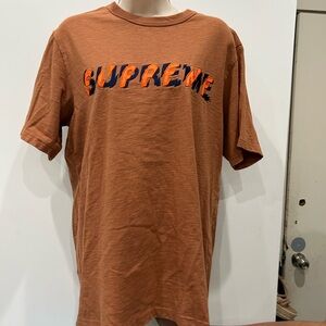 Supreme Men's Orange-Brown T-Shirt